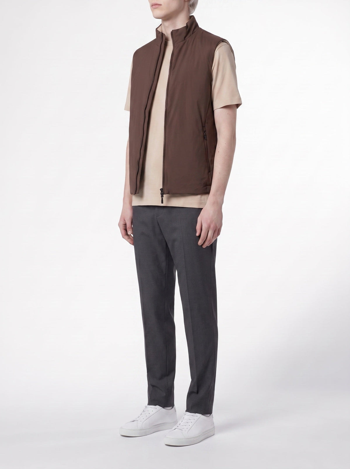 Käännettävä liivi – Eebenpuu/Beige