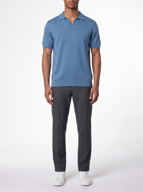 Avokauluksinen pikeepaita – Dusty Blue
