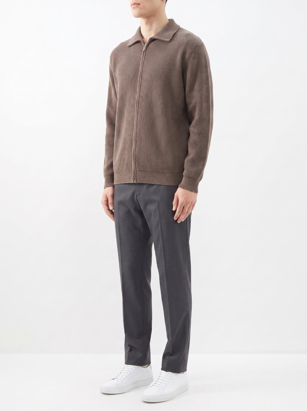 Langston hupullinen neulepusero — Ruskea — viistosti