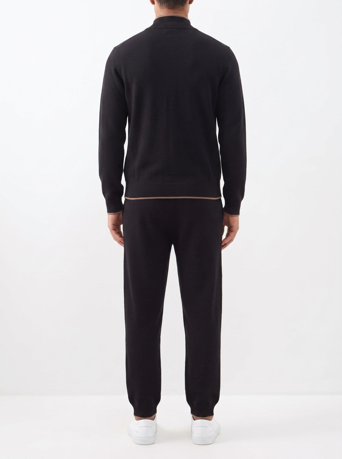 Weekend Joggers -collegehousut – Musta