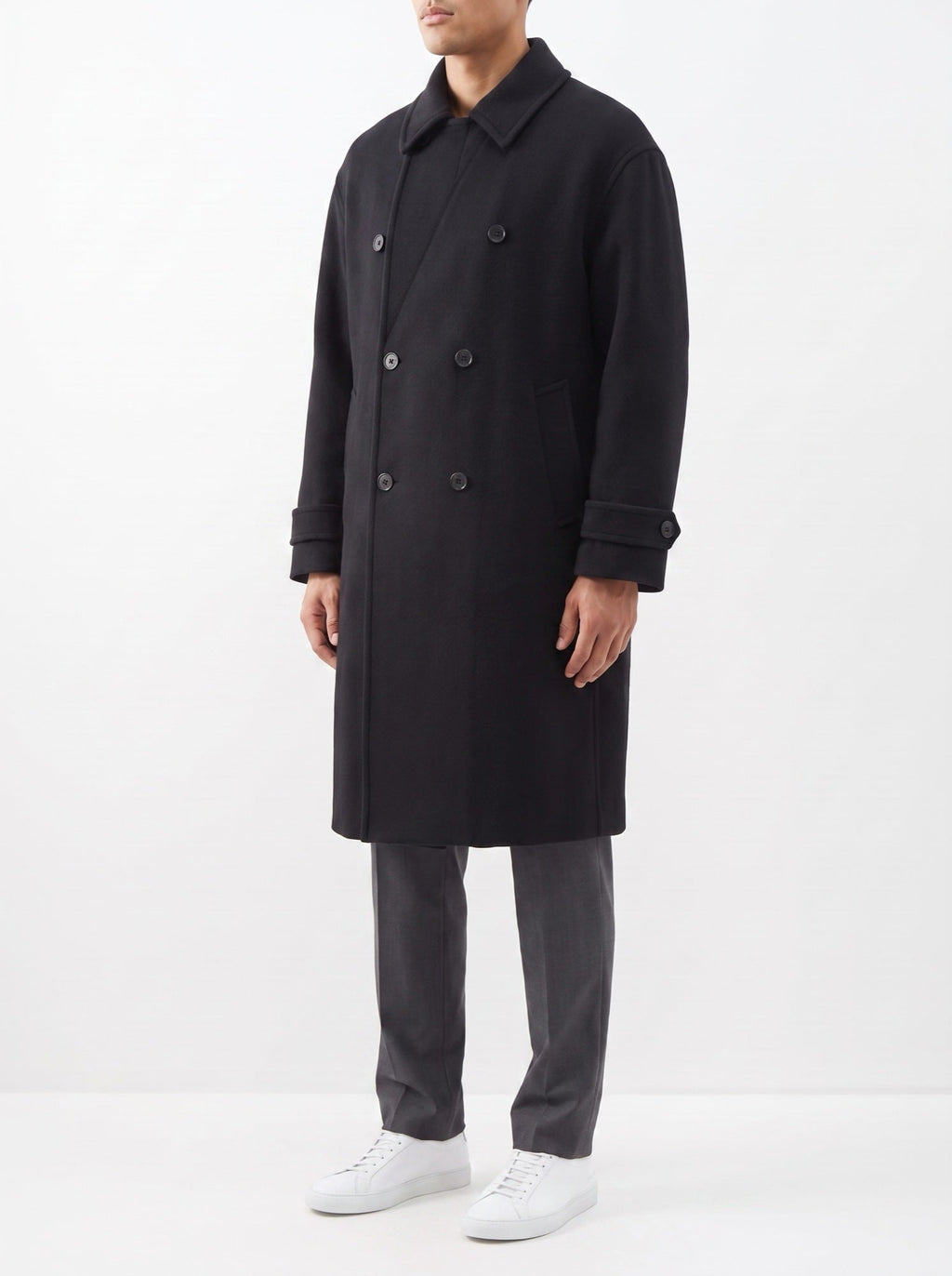 The Classic Reversible Wool Overcoat -villakangastakki — Musta — viistosti