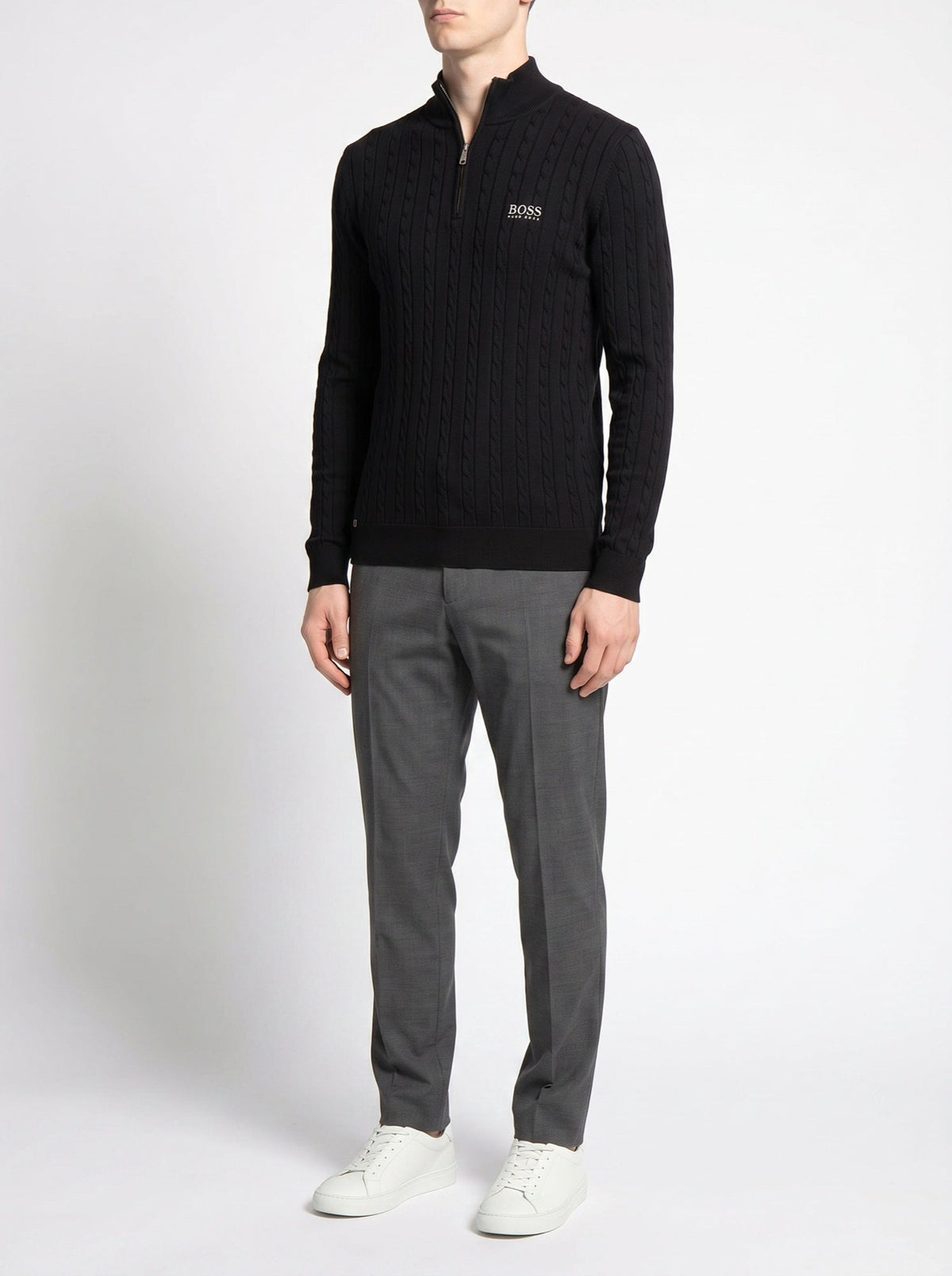 BOSS™ Sterling -puolivetoketjuneule — Musta — viistosti