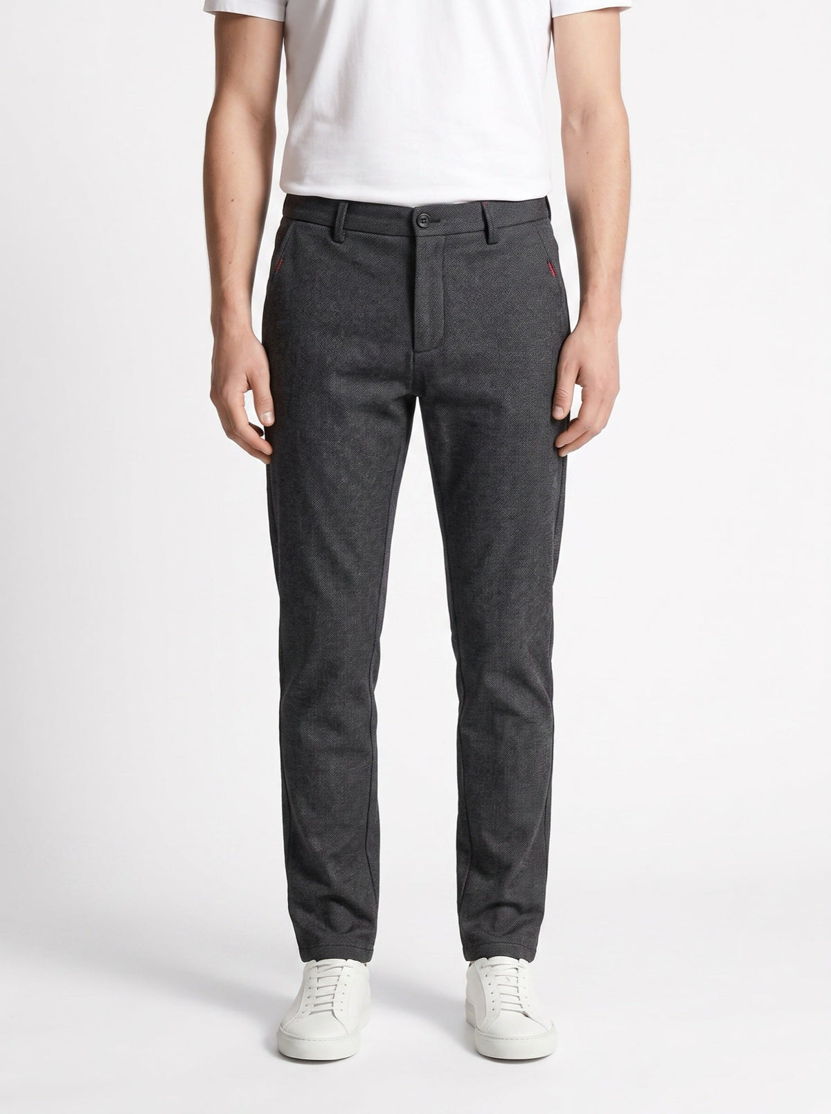24/7 Pants -housut — Tummanharmaa — edestä